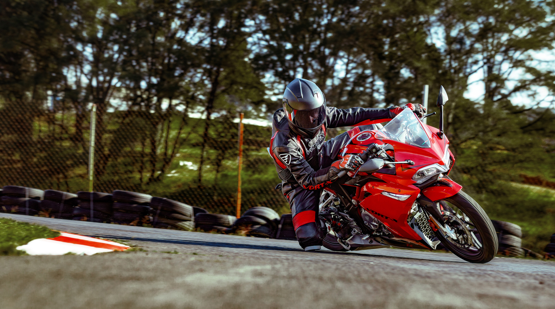 Italika lanza su nuevo modelo Vort-X 300R
