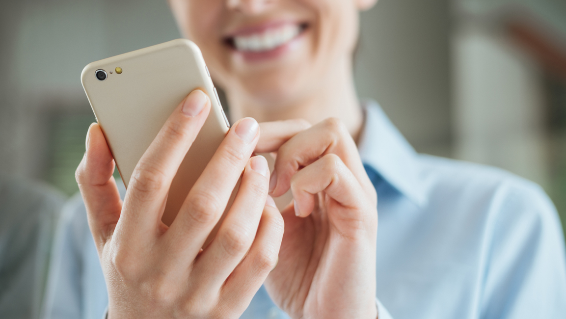 Banco Azteca se abre a servicios financieros digitales de terceros
